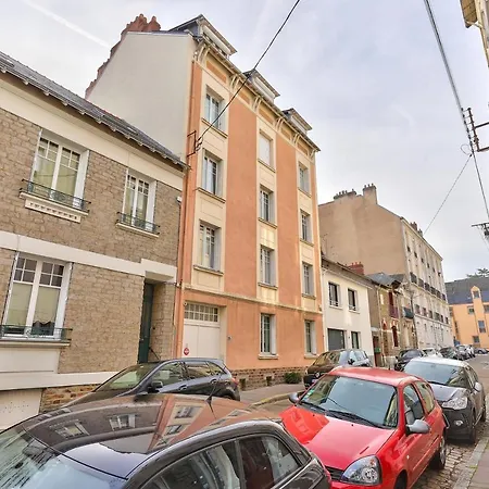 T2 In A Family District *